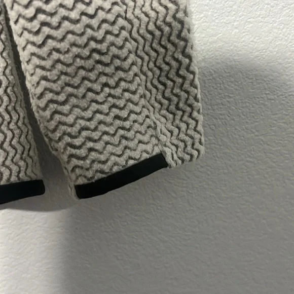 Patagonia R1 Air Zip Neck Fleece Pullover Wool White Womens Size Medium - Picture 5 of 6